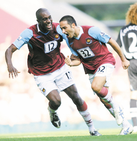 布克：联盟应该彻底取消裁判报告 它只会给所有人带来更多困扰（布克建议联盟彻底废除裁判报告：只会制造更多困扰）