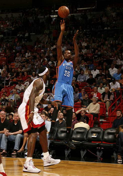 夺冠后，阿根廷球员不同的对待 阿根廷队（夺冠之后，阿根廷球员对国家队态度各异）