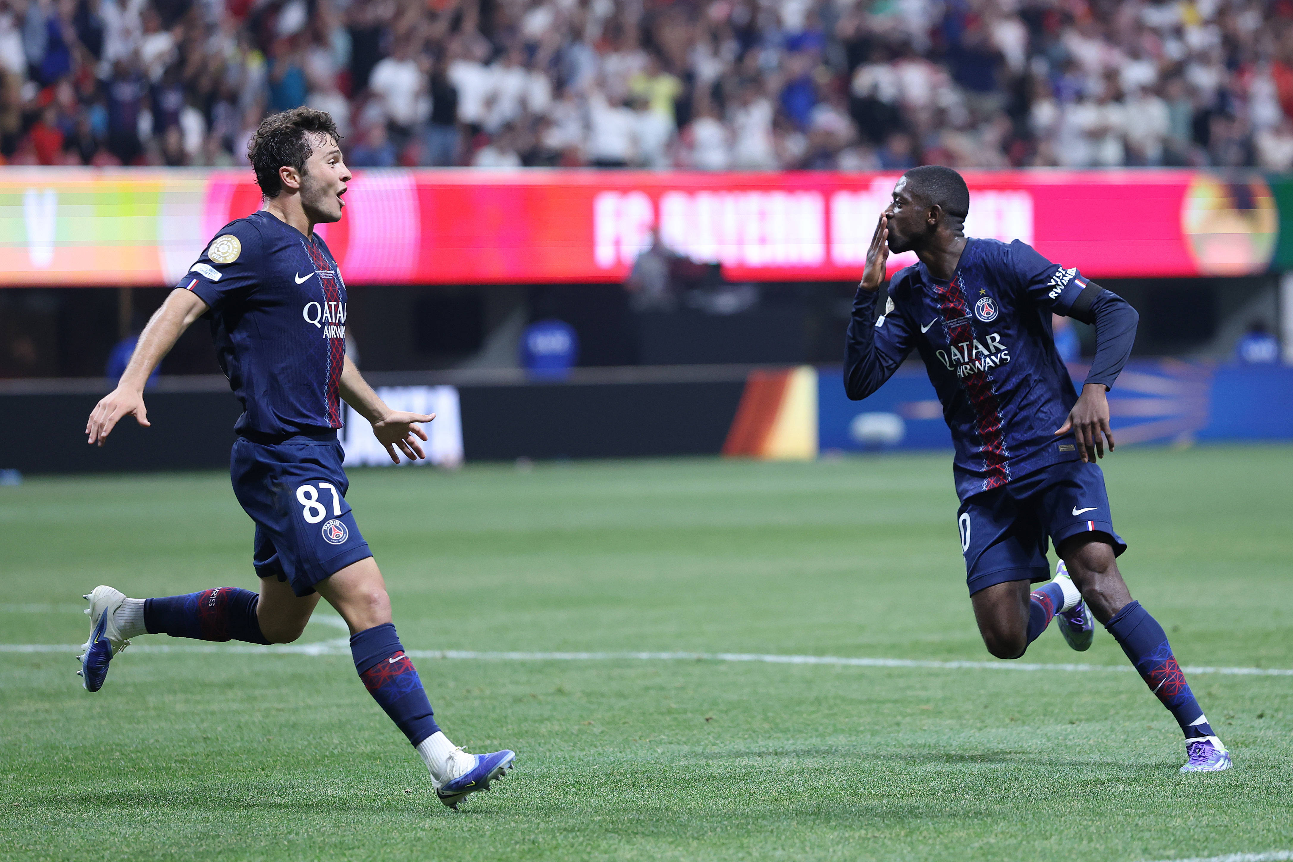 塔图姆：我不是会缺席比赛的人，只要队医允许我甚至能打野球（塔图姆：只要队医放行，我就不缺阵，野球也照打）