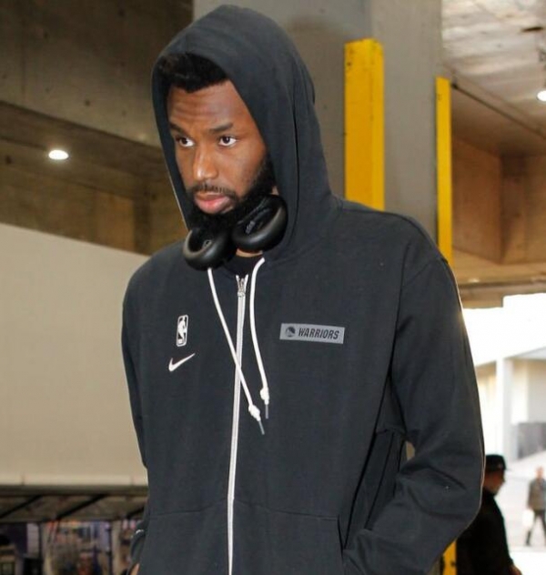 恩里克：2025对俱乐部有重要意义，会继续前进赢得奖杯（恩里克称2025年对俱乐部意义重大，将继续前进冲击奖杯）