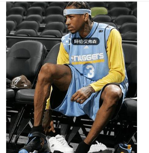 杜兰特篮下强打稳定胜局（杜兰特内线统治锁定胜局）