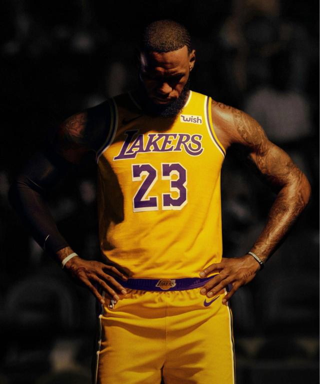 灰熊人手紧缺，球队面临巨大挑战（灰熊阵容短缺，球队遭遇严峻考验）