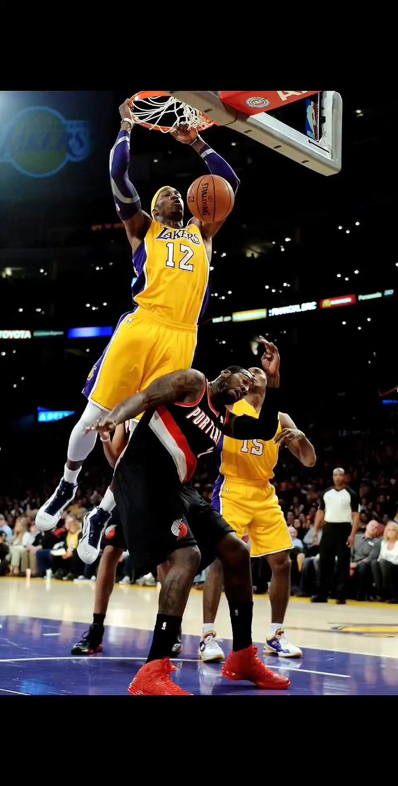 意媒：米兰前主席李勇鸿在去年7月被香港法院判决破产（意媒称，香港法院去年7月裁定米兰前主席李勇鸿破产）